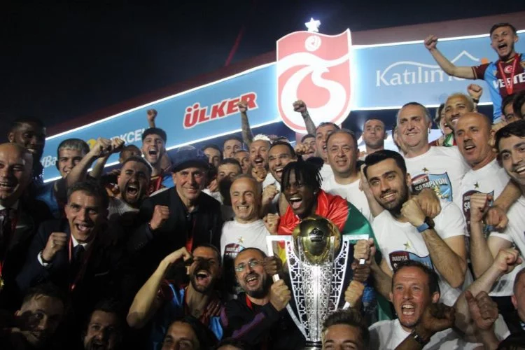 Trabzonspor kupasını aldı