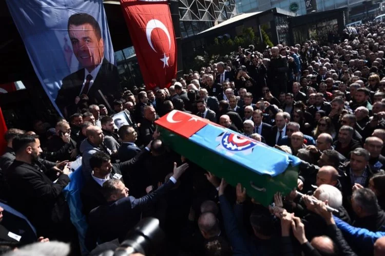 Türk sendikal hayatının acı günü… Pevrul Kavlak’a veda…