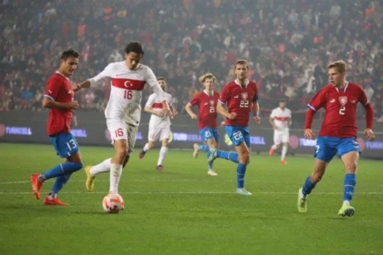 Türkiye Çekya'yı geçti: 2-1