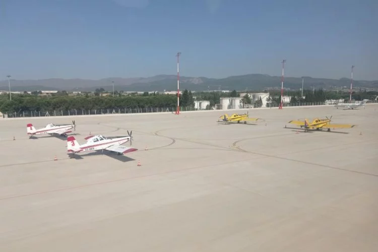 Yangın söndürme uçakları İzmir'e geldi