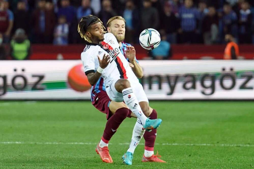 Kaplan, Kartal berabere: 1-1