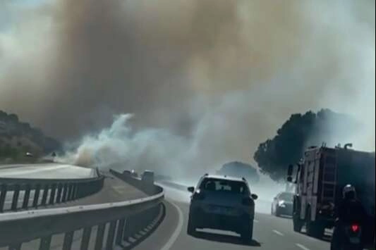 İzmir-Çanakkale kara yolu trafiğe kapandı