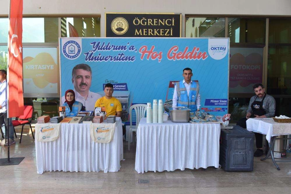 Yıldırım’a ve üniversitene hoş geldin’ standı