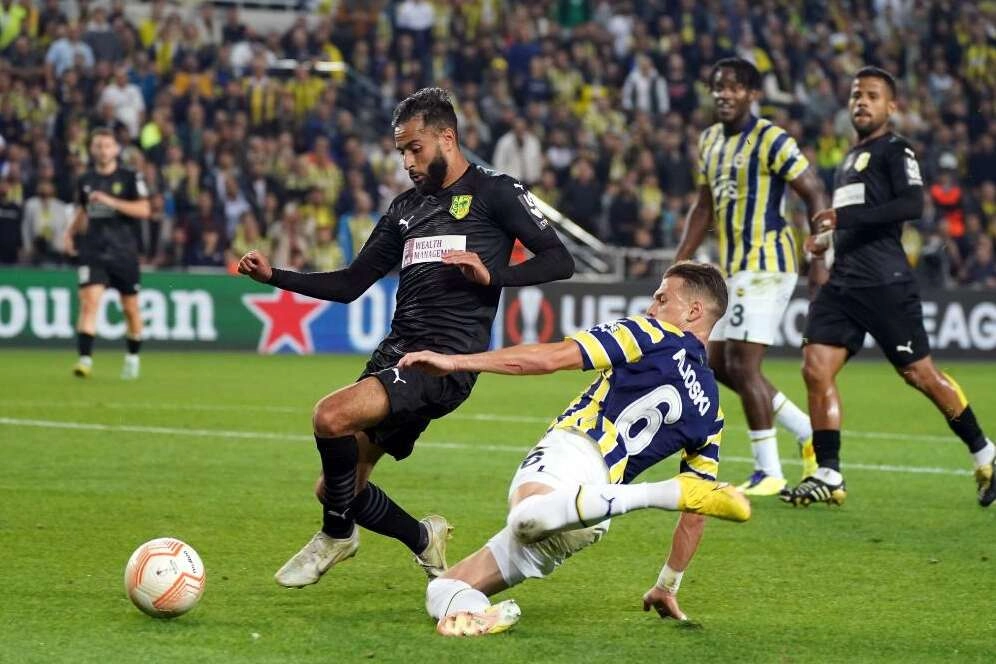 Fenerbahçe Avrupa’da güldü