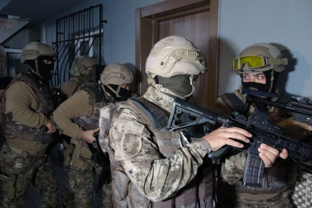PKK'nın gençlik yapılanmasına operasyon: 9 gözaltı