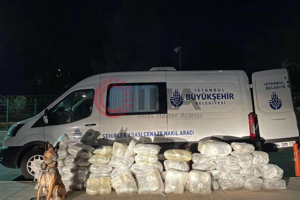 Cenaze değil, uyuşturucu taşıyor