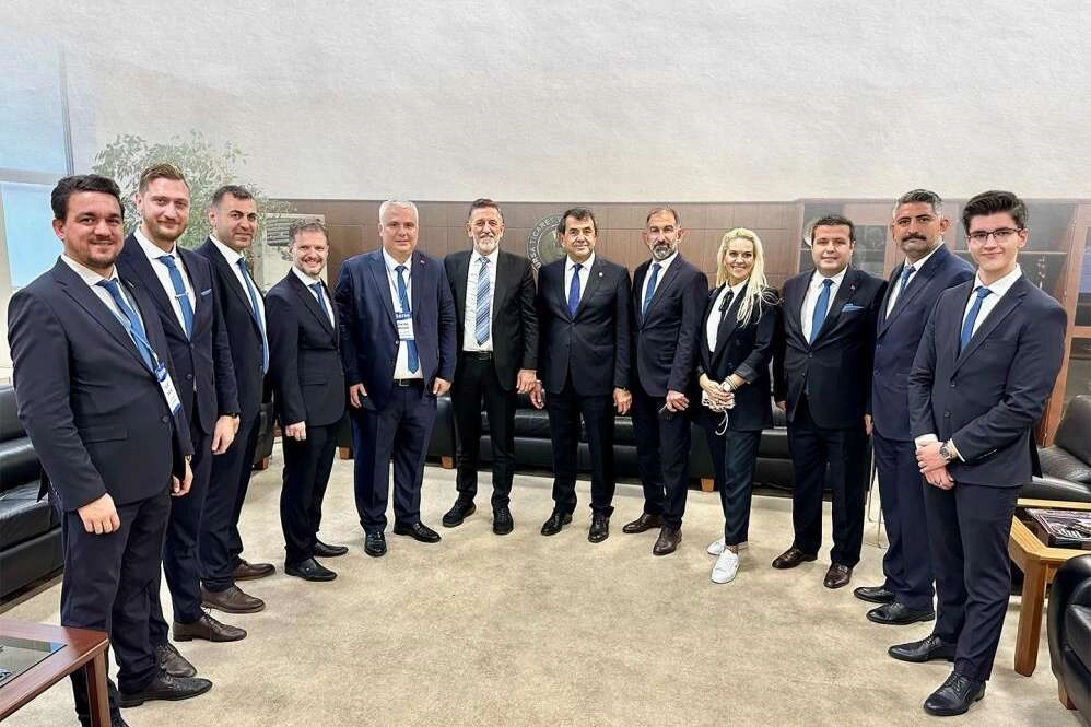 "Kazanan sektör, kazanan Bursa oldu"