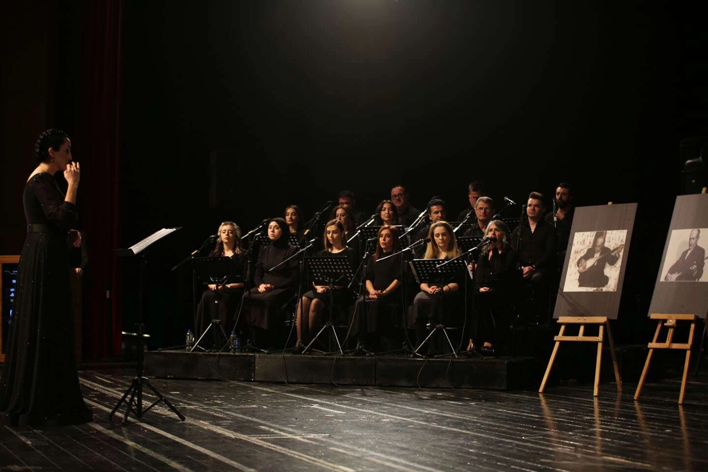 Bursa'da Aşık Veysel için anma gecesi