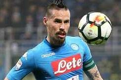 35 yaşında futbolu bıraktı