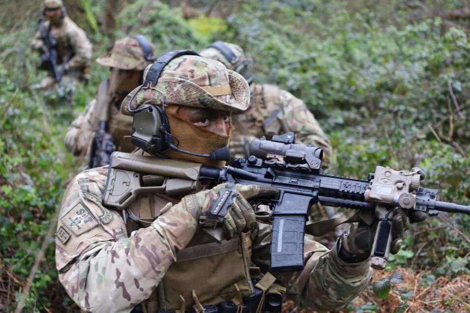 Dosta güven düşmana korku veriyorlar