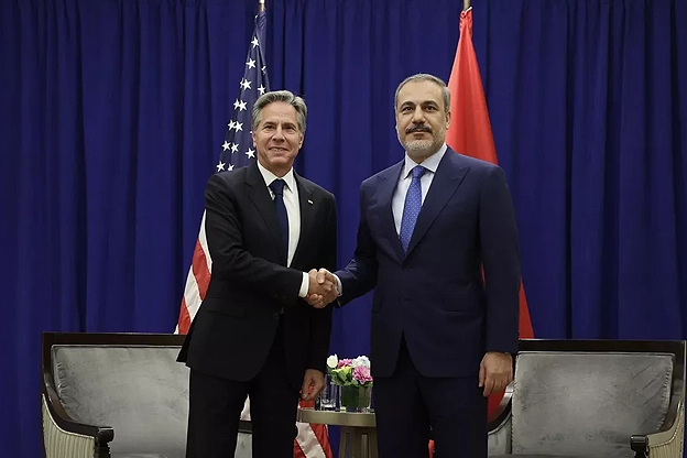 Bakan Fidan'dan kritik görüşme