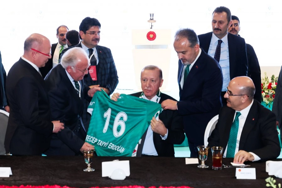 Bursaspor Başkanı Bür, Cumhurbaşkanı Erdoğan ile görüştü