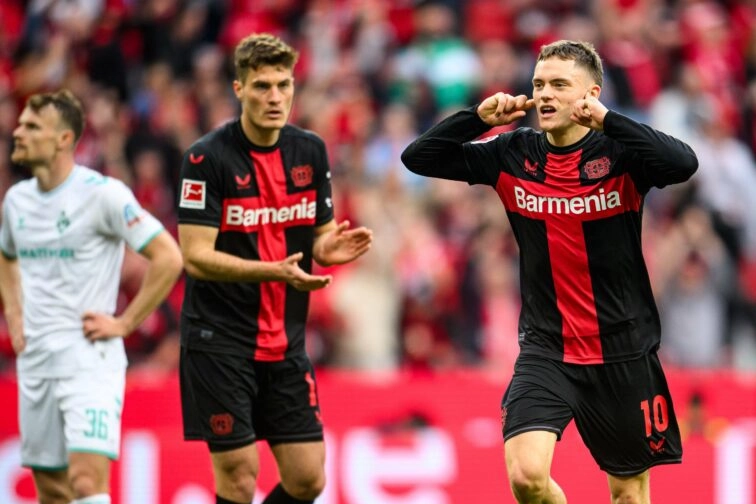 Bundesliga'da şampiyon Bayer Leverkusen