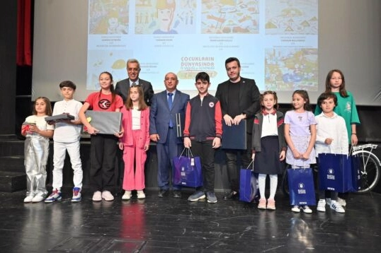 Bursa’da ödüller çocuklarla buluştu