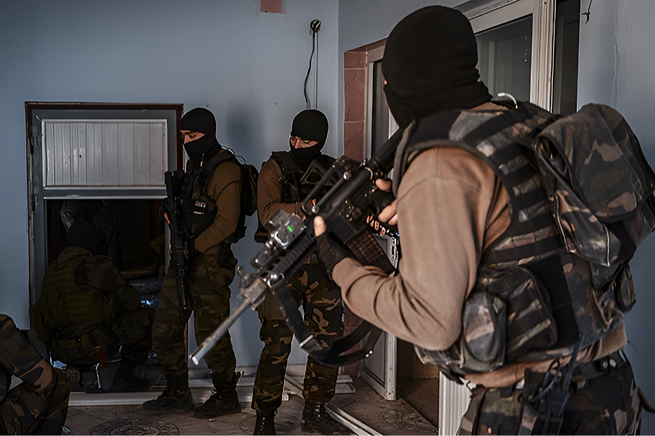 9 ilde ‘Bozdoğan-35’ operasyonu: 30 DEAŞ üyesi yakalandı
