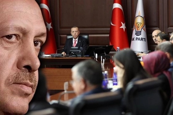 AK Parti, ‘Nerede yanlış yaptık’ dedi; ‘Halkı ezdiniz’ yanıtı aldı!