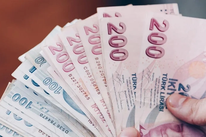 Merkezi bütçe Nisan’da açık verdi