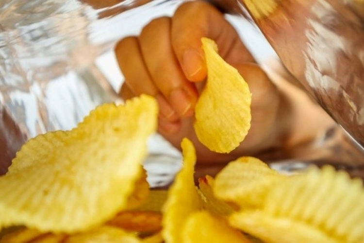 Cips alırken bir kez daha düşünün! Ölüme yol açtı