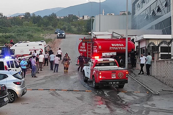 Bursa’da korkutan fabrika yangını