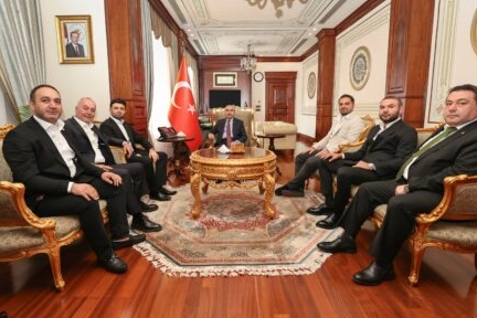 Bursaspor’dan Vali Demirtaş’a ziyaret
