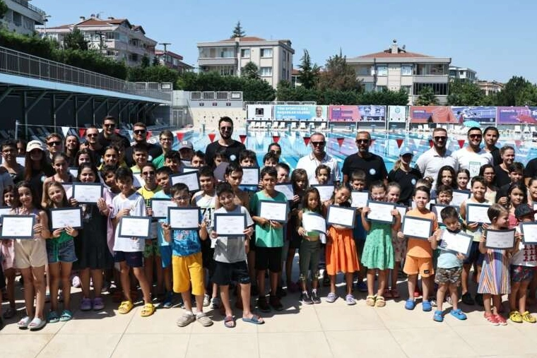 Bursa’da Yaz Spor Okulları’nda sertifika heyecanı