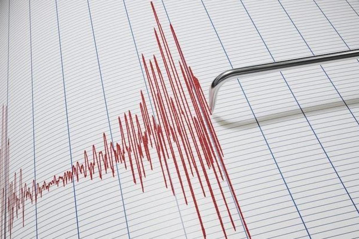 1'er dakika arayla tam 3 deprem! Adana'da neler oluyor?
