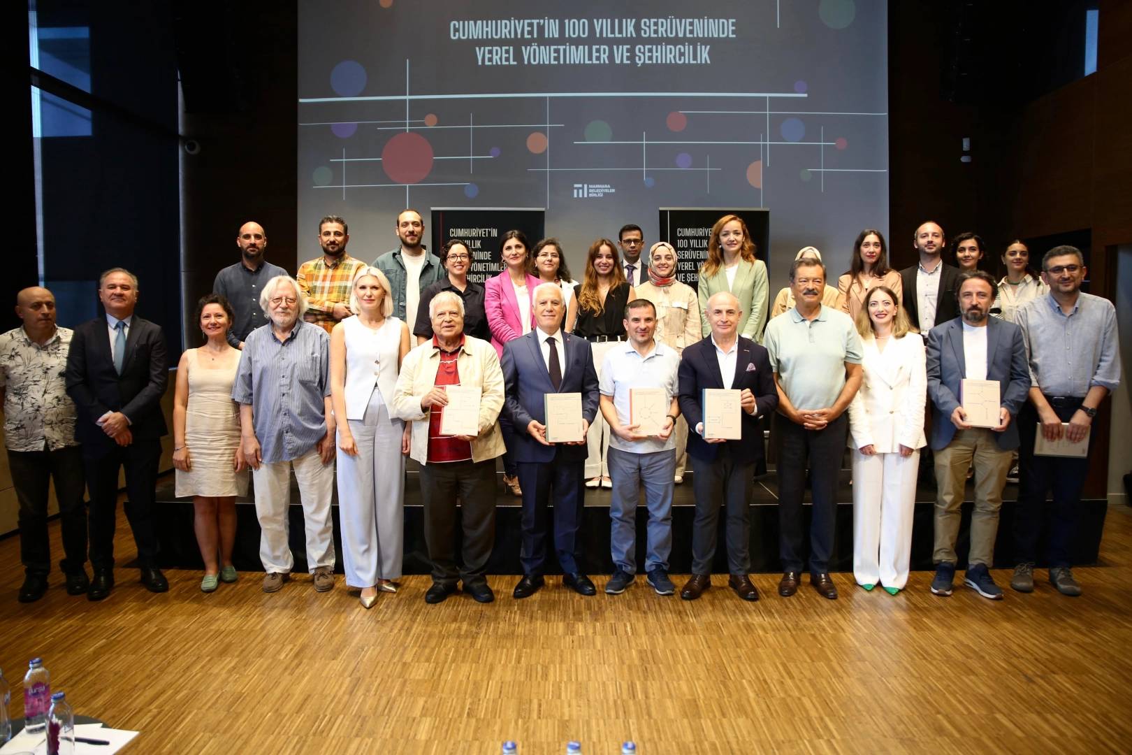 Marmara Belediye Birliği'nden yerel yönetimlere ışık tutacak eser