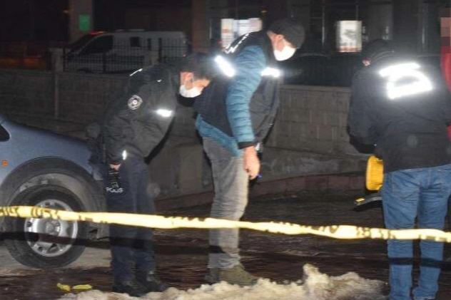Silahlı saldırıya uğrayan kuyumcu hayatını kaybetti