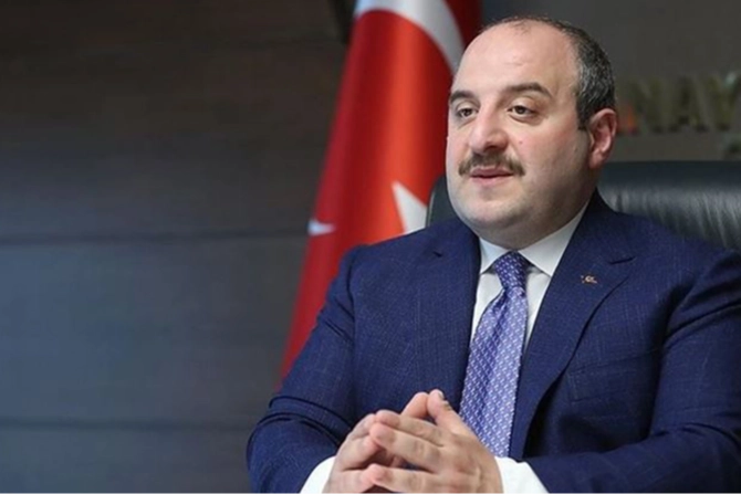 Mustafa Varank Bursaspor’un deplasman sponsoru oldu
