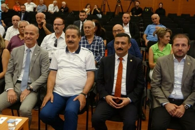 Bursa Artvin Vakfı’nda Adnan Demirci güven tazeledi
