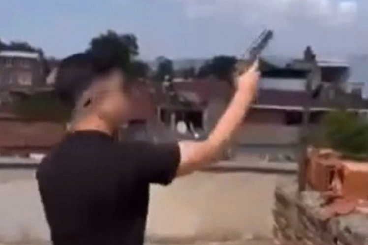 Şunun yaptığına bak! Daha 14 yaşında...