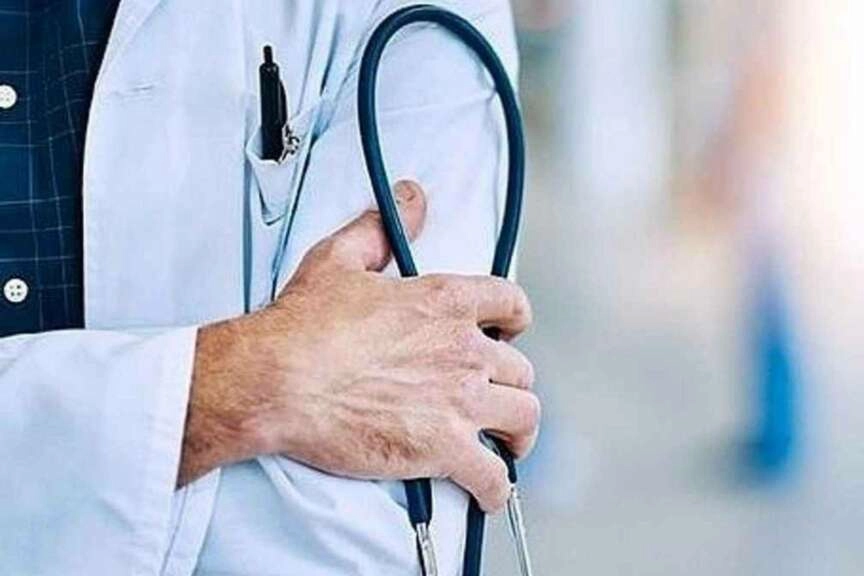 Sapık doktor tutuklandı! İlaç verip uyuttu ve...