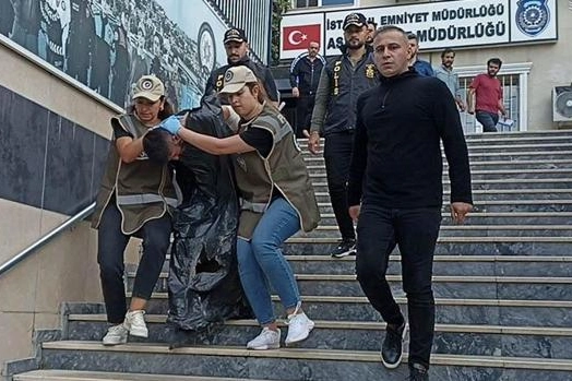Kadın polis memurunu şehit eden şüpheli adliyeye böyle götürüldü