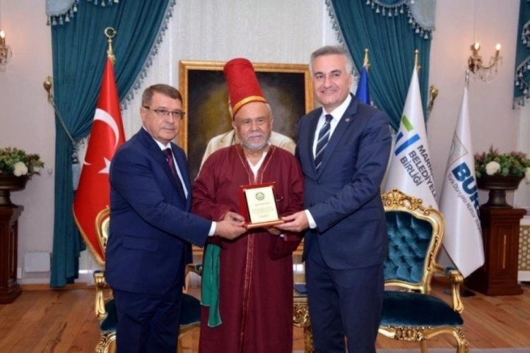 Bursa'nın ahisi köfteci Ceylan Çetin oldu
