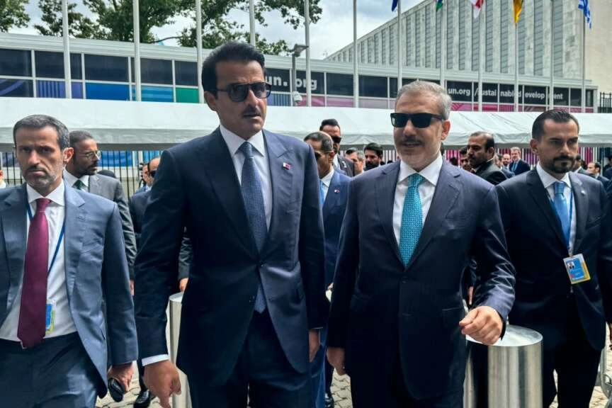 Bakan Fidan, Katar Emiri Al Sani ile görüştü