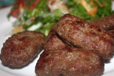 Ünlü köftecide domuz eti iddiası! Bakanlık, ismini açıklayamadı