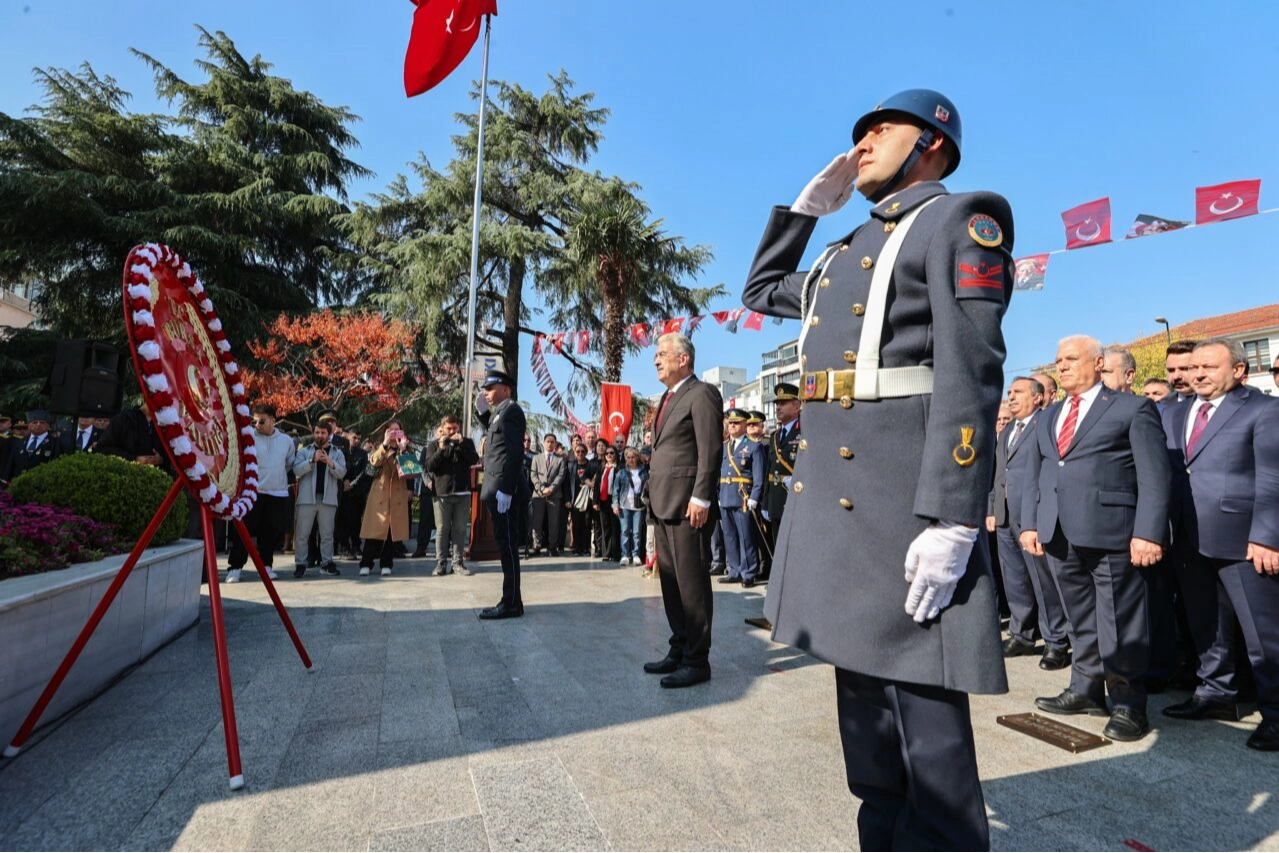 Bursa Valisi Erol Ayyıldız’dan Cumhuriyet Bayramı mesajı