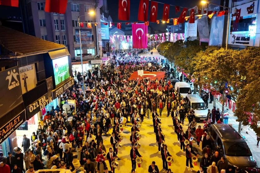 İnegöl’de Cumhuriyetin 101. yılı coşkusu