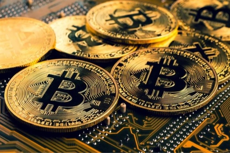Bitcoin'de yeni rekor: İlk kez 97 bin doları aştı