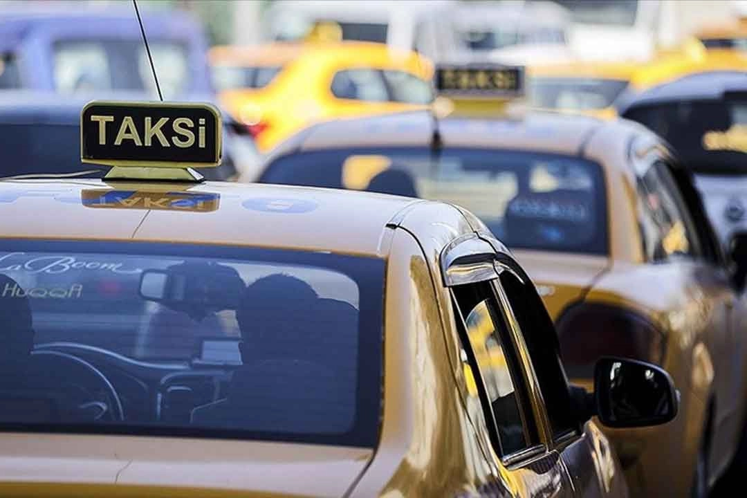 İşte bu çok iyi oldu; Taksilere acil durum butonu ve kamera zorunluluğu getirildi