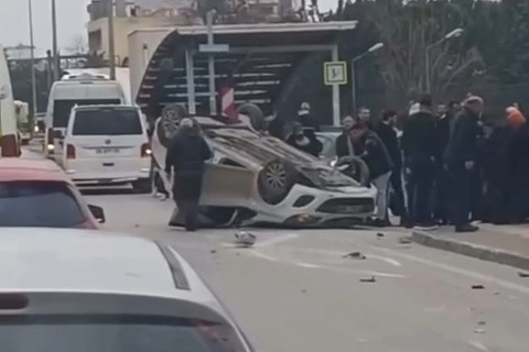 Bursa'da bu araçtan burnu bil kanamadan çıktı