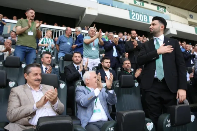 Başkan Çelik ne demek istedi? Görevi bırakacak mı? Bursa bu sözleri konuşuyor