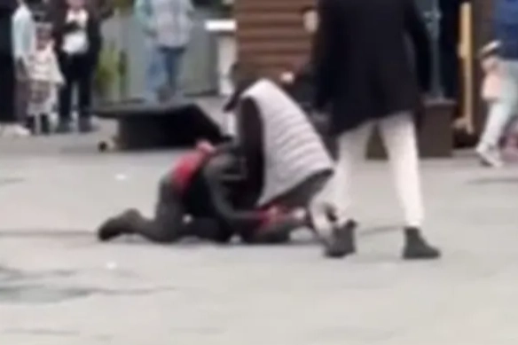 Bursa'da dehşet veren olay; Amcasını kanlar içinde bıraktı