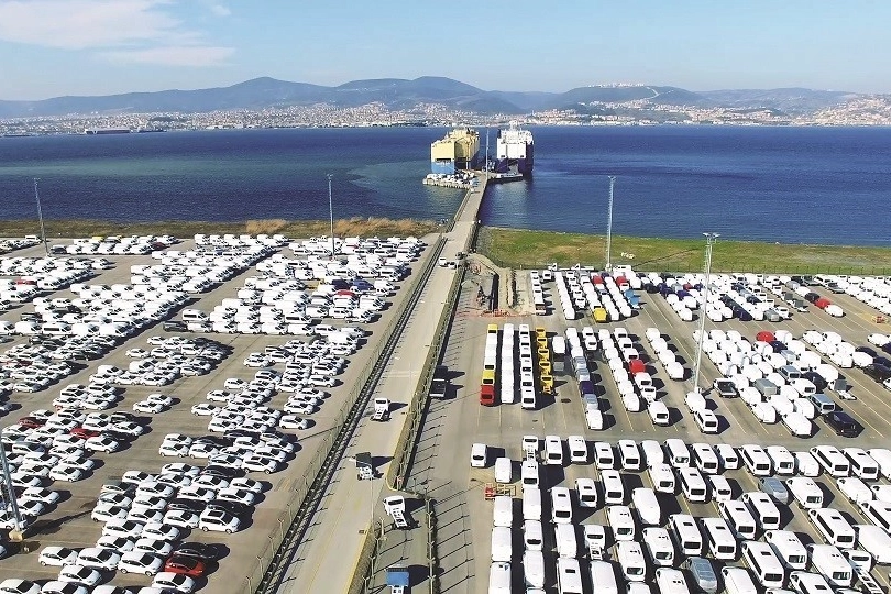 Binek otomobil ihracatçıları İtalya’da gaza bastı