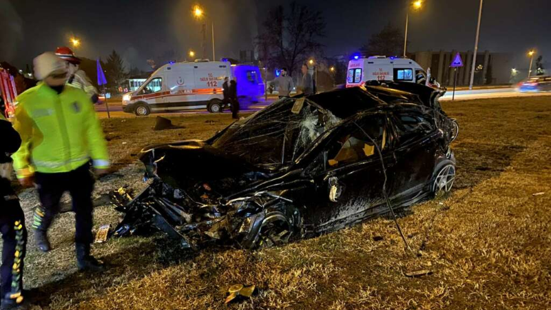 Bursa'da gece yarısı ürküten kaza