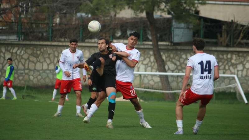 1923 Mustafakemalpaşaspor beraberliğe razı oldu