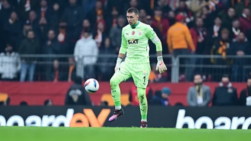 Galatasaray'da Muslera'nın yerine kim gelecek?