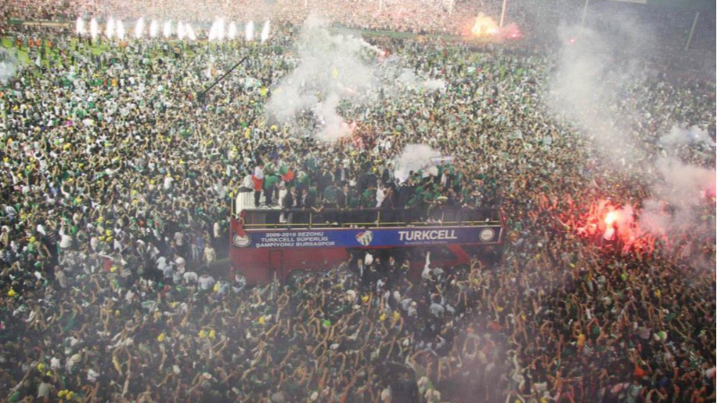 Efsaneler ölmez sadece şekil değiştirir!