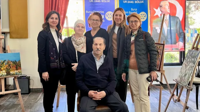 Rotaryen Latif Gökçe’nin resimleri, kanser hastalarına nefes oldu