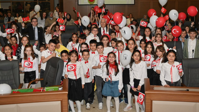 Bursa Büyükşehir Meclisi’nde söz çocukların